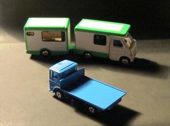 MB60 office site(hut site) truck その２.jpg
